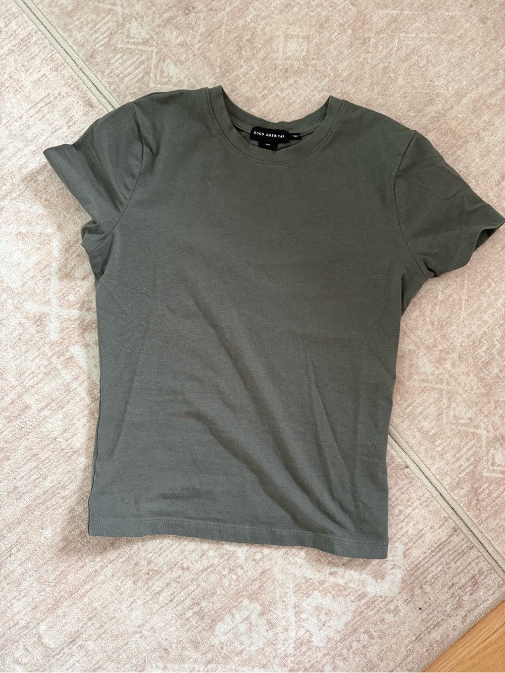 Good American Olive Crewneck Tee - XS